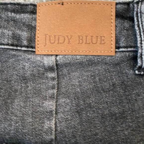 JUDY BLUE HIGH WAIST WIDE RELEASE HEM CROP JEAN - GREY SZ 16W - Picture 6 of 6